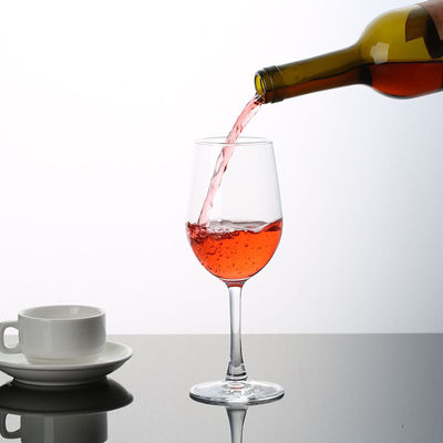 Vidros de vinho tinto 300ml sem chumbo fundidos da mão do restaurante fornecedor